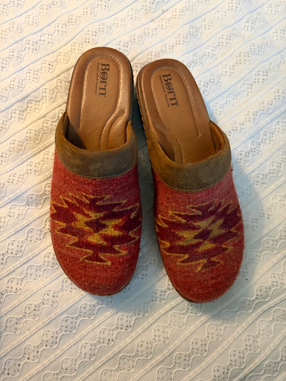 Born Women's Red Brown Embroidered Wool Clogs Slip On Mules Size 10 EU 42